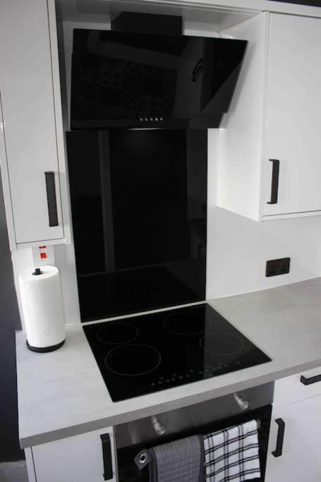 Executive Top Floor 1 Bedroom Apartment Aberdeen Bagian luar foto