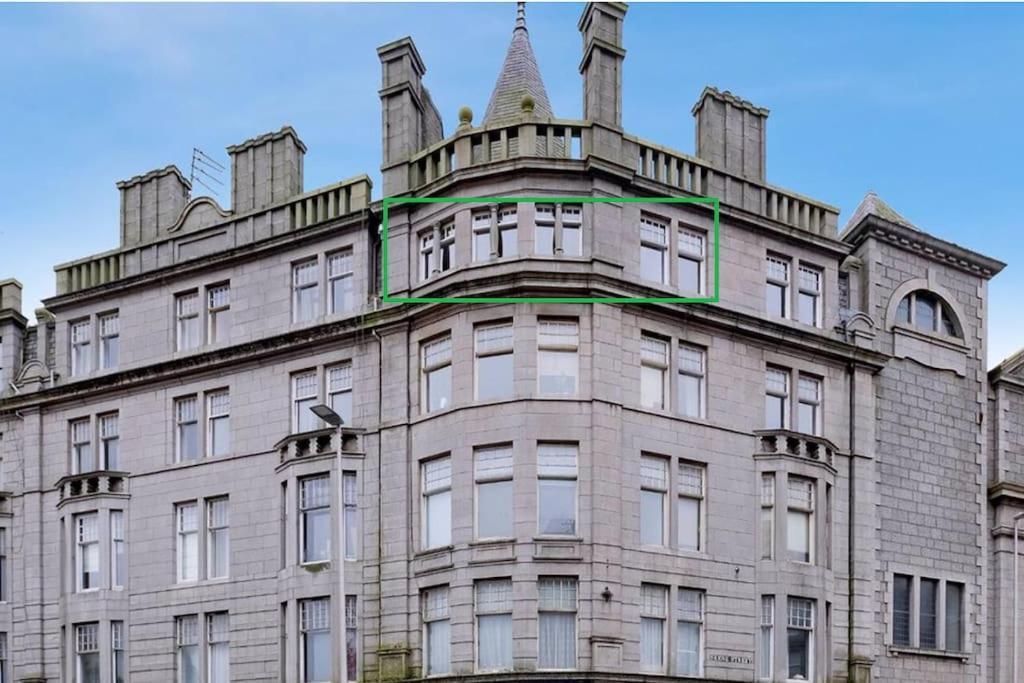 Executive Top Floor 1 Bedroom Apartment Aberdeen Bagian luar foto